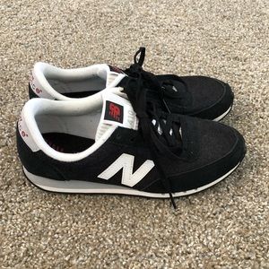 New Balance Women’s 410 tennis shoes